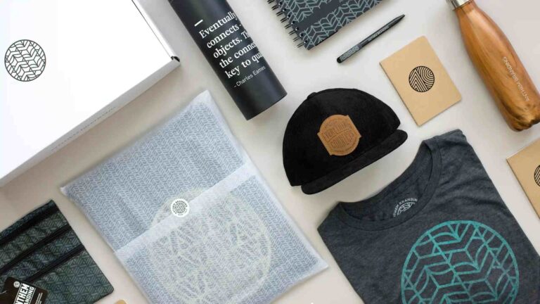 The Art of Corporate Gifting: How a Supplier in Dubai Can Help Your Business Shine