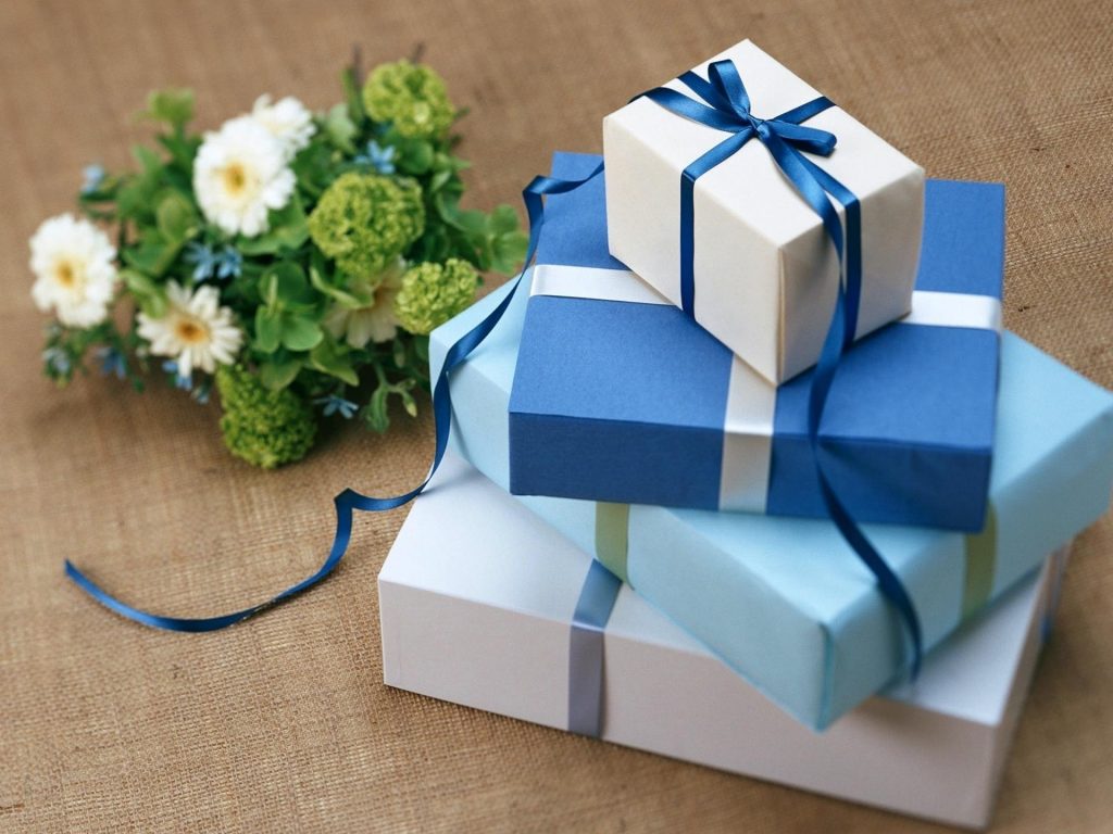 Corporate Gifts in Dubai