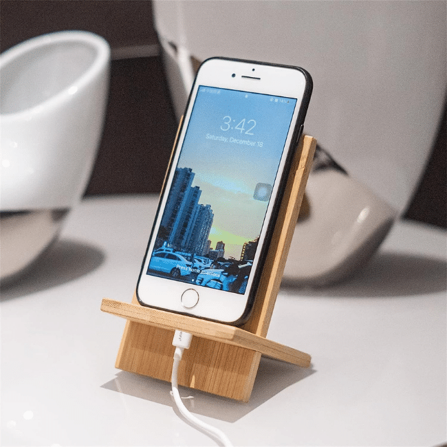 eco-friendly-mobile-holder-1.png