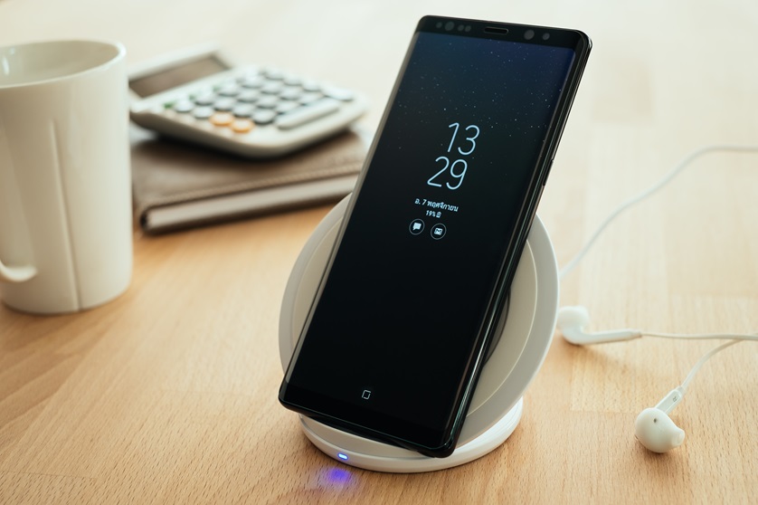 Custom Wireless Charging Pads & Magnetic Chargers