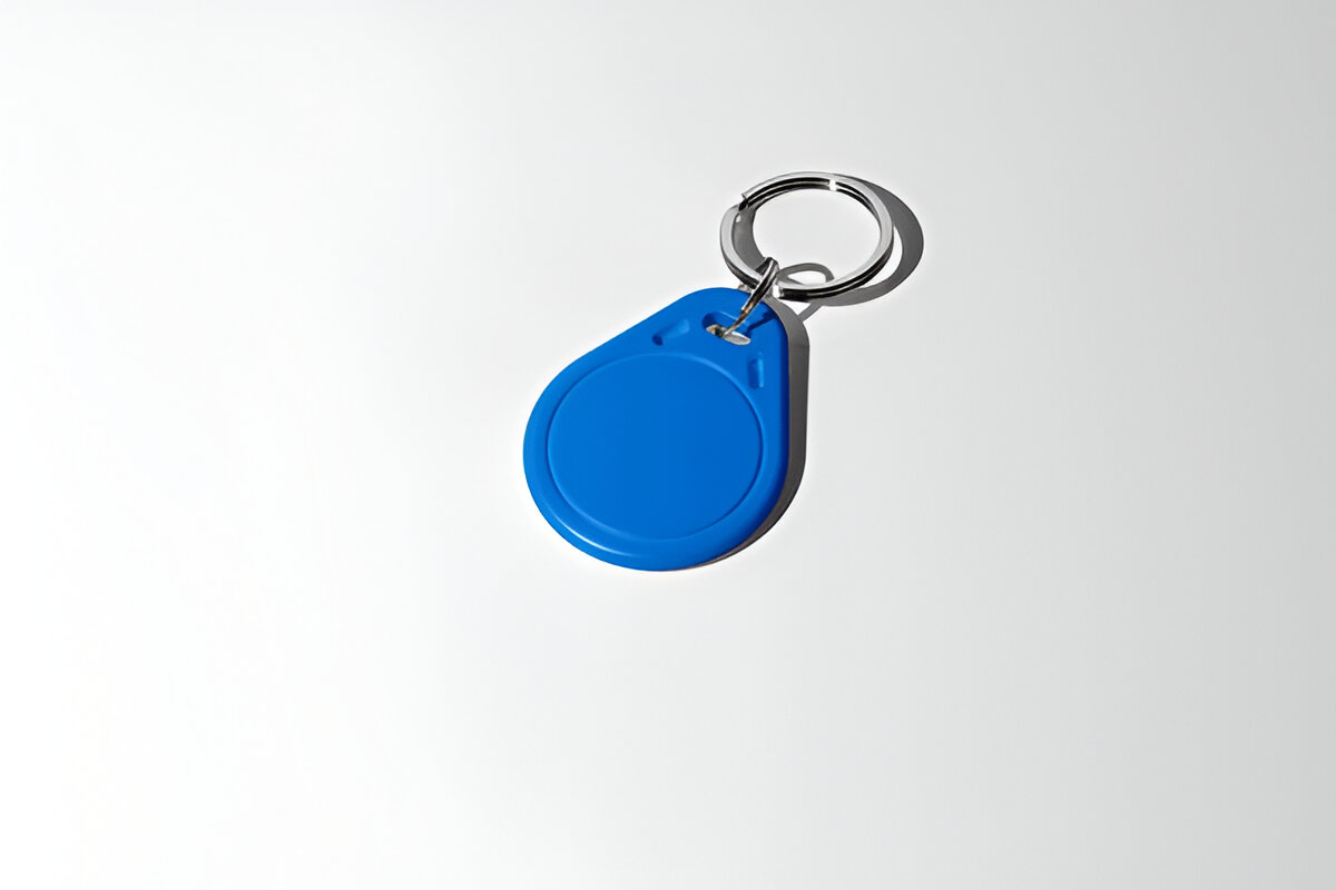 Personalized Bluetooth Key Finders – Ideal Corporate Gift for Any Event