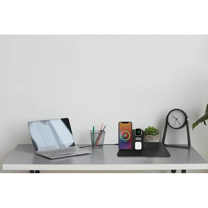 3-in-1 Magnetic Wireless Charging Desk Tray 7