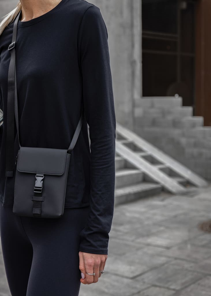 Travel Sling Bag5