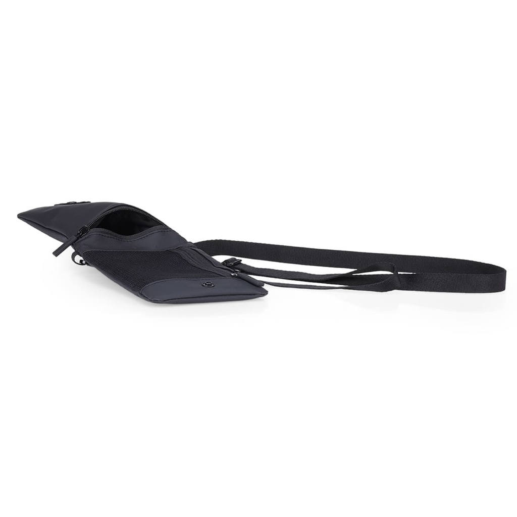 Water Resistant Travel Pouch5